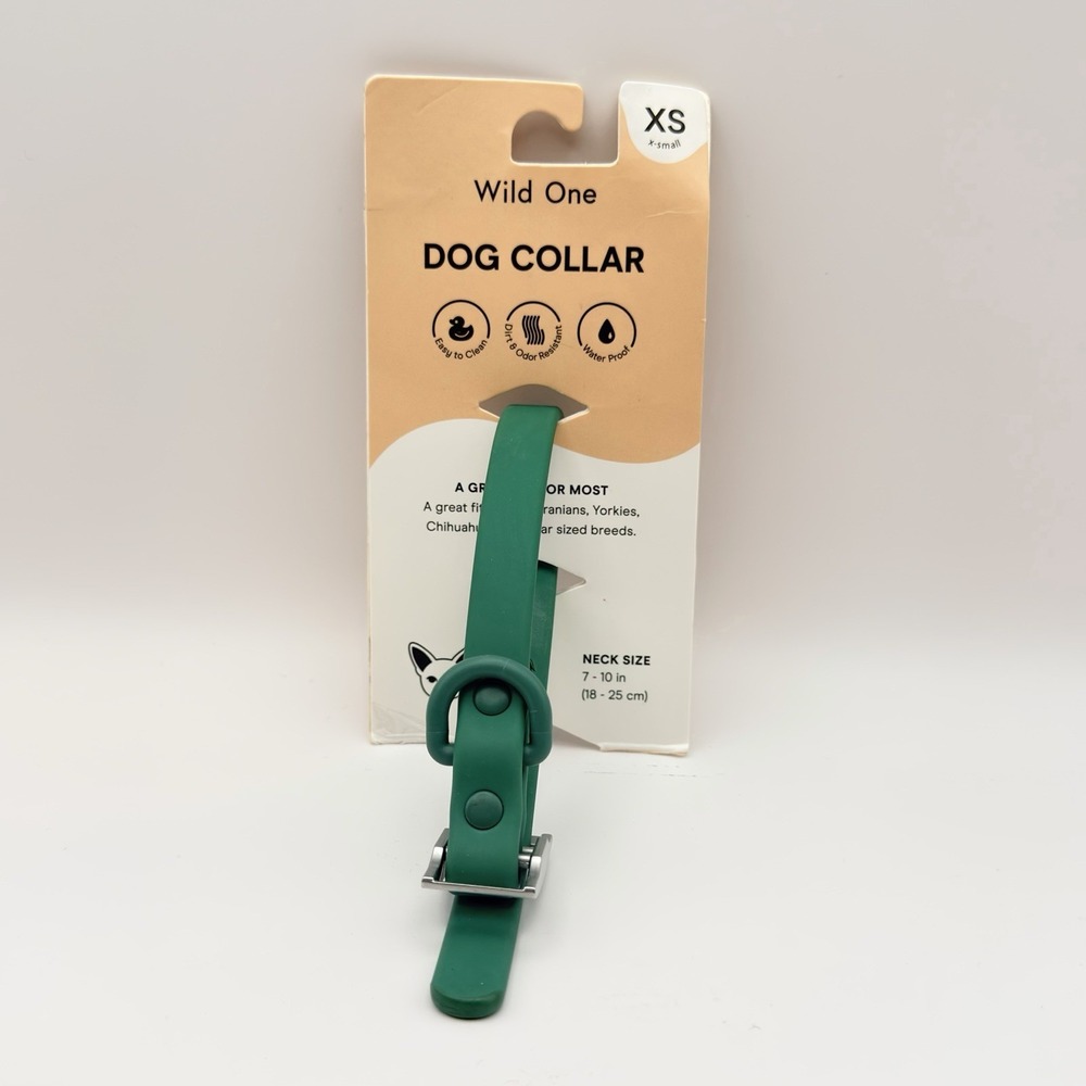 Wild One Green Waterproof All Weather Dog Collar Size XS 7-10  Christmas Spruce